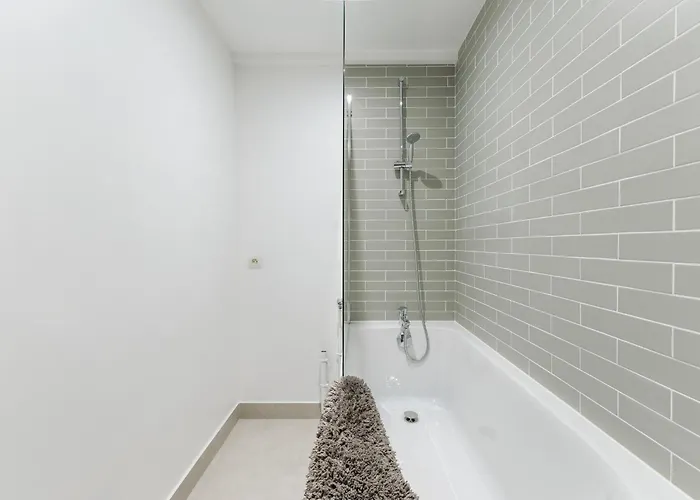 Majeste-centre-charmant アパート グルノーブル